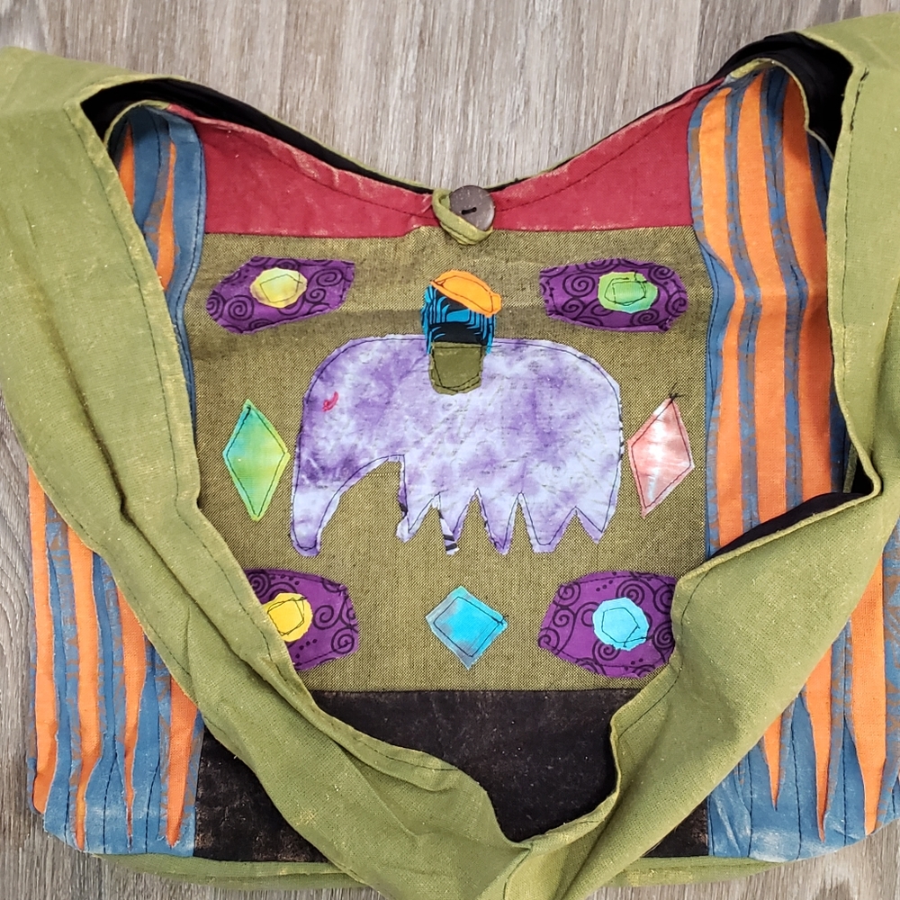 Hand Crafted Nepali Bag - Picture 2 of 3